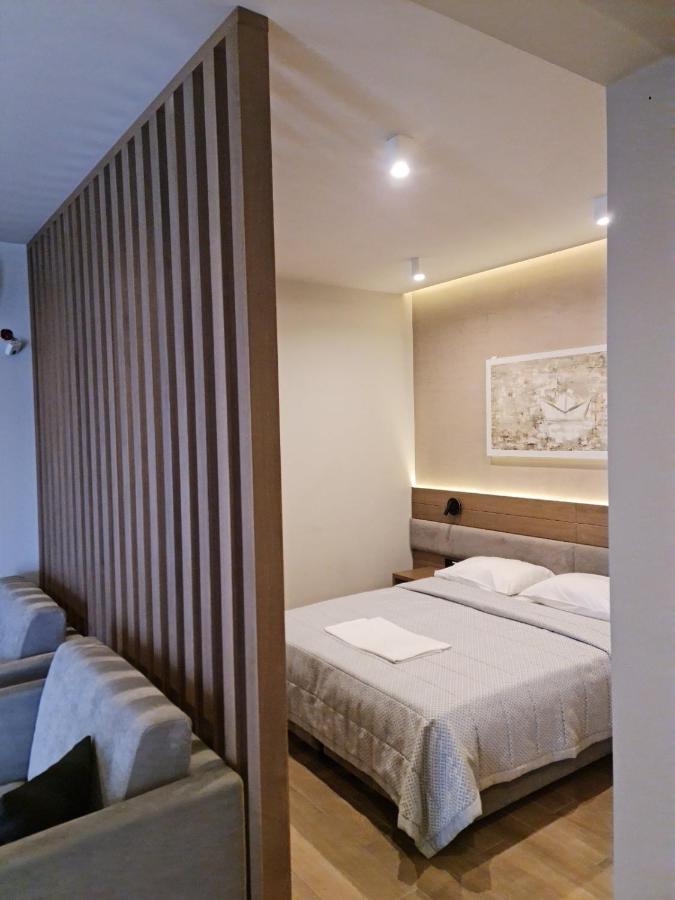 Hotel Golden Sun เนอา เมซางกาลา ภายนอก รูปภาพ